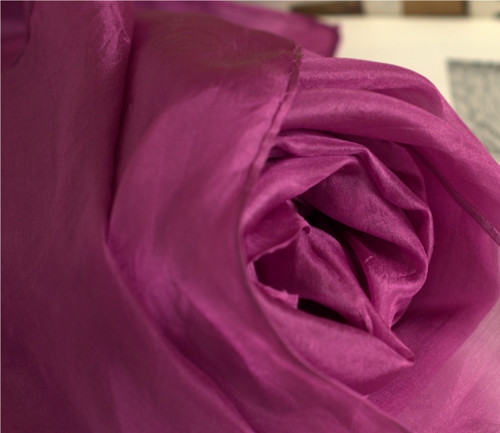 HEDVÁBNÁ ŠÁLA.......180 x 45 — foto 2