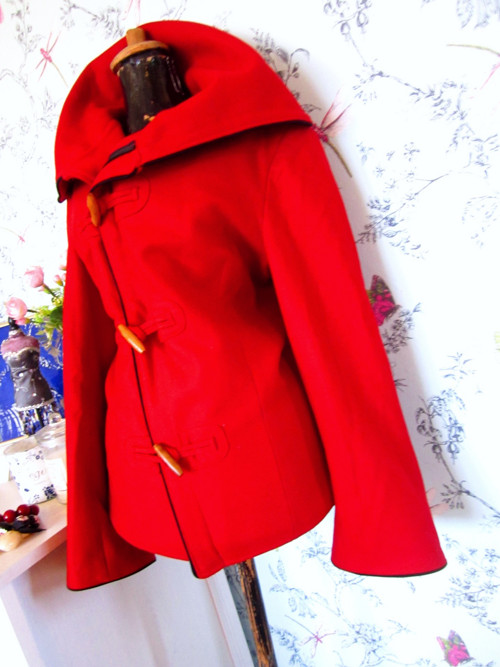 Kabátek red s límcem velkolepým — foto 4