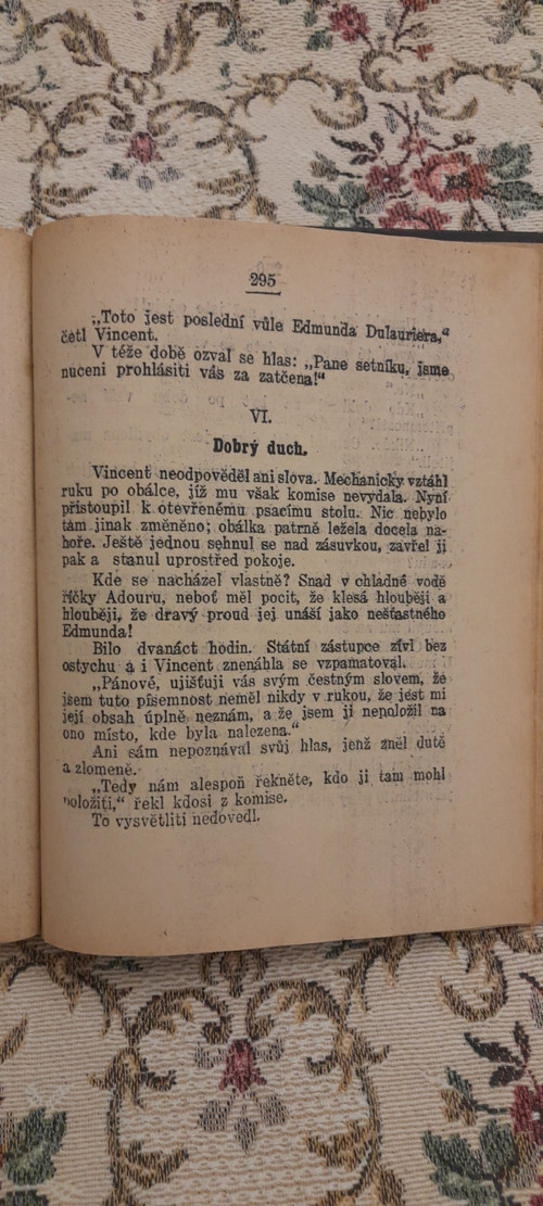 Zlaté oči - J. Champol — foto 3