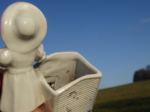 Porcelánová vázička — foto 4