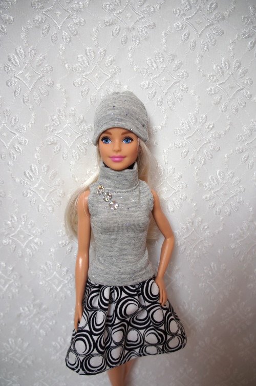 Čepice pro Barbie — foto 2