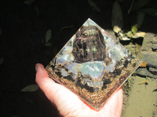 Org. pyramida ,, Harmonie vyšší čakry " — foto 3