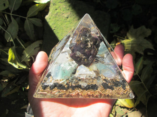 Org. pyramida ,, Harmonie vyšší čakry " — foto 4
