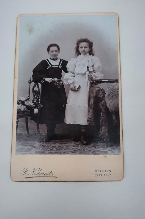 Sestřenky - kabinetka — foto 2