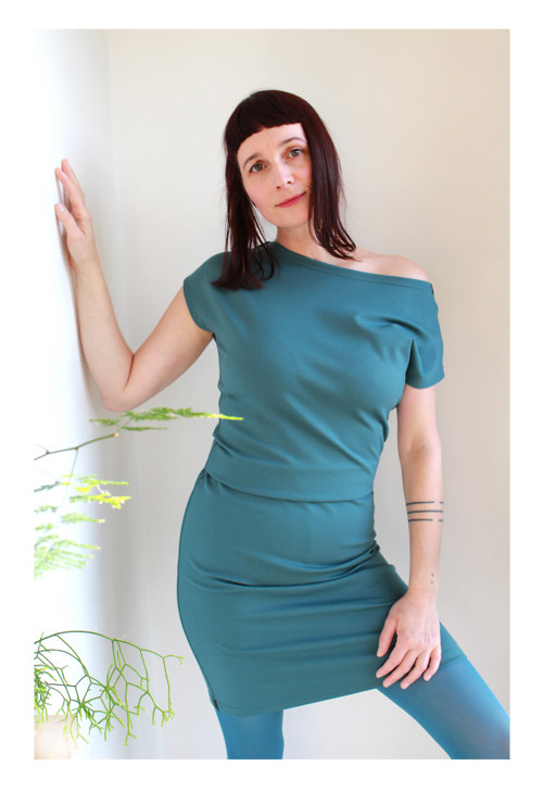 Šaty MINIMAL - GREEN — foto 2