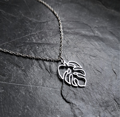 Ocelový náhrdelník*monstera*jemný — foto 2