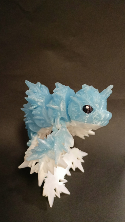 Mládě Mrazivého Delfína - 18 cm - 3D Tisk — foto 3