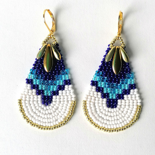 Blue &White Teardrop Beaded Earrings — foto 2