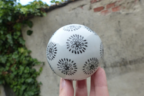 Roztočit...dekorační porcelánová koule — foto 4