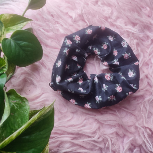 Scrunchie zipper kytičková gumička s kapsičkou — foto 2