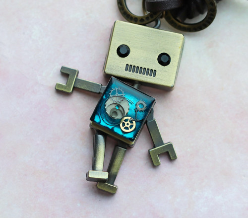 Robot - klíčenka — foto 2