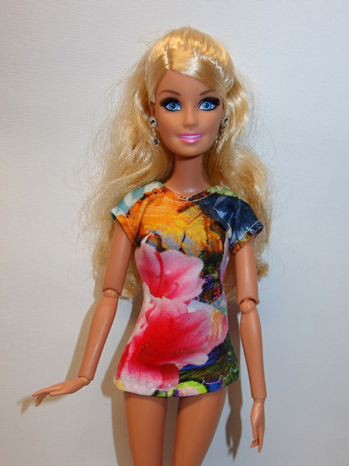 Tričko pro panenku Barbie — foto 2