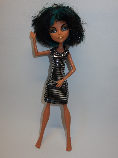 ŠATY MARS pro panenku MONSTER HIGH — foto 3