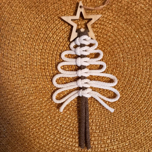 Macrame vánoční stromeček s hvězdičkou — foto 4