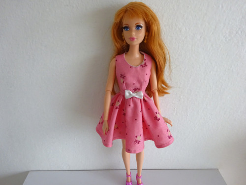 Šaty pro Barbie — foto 2