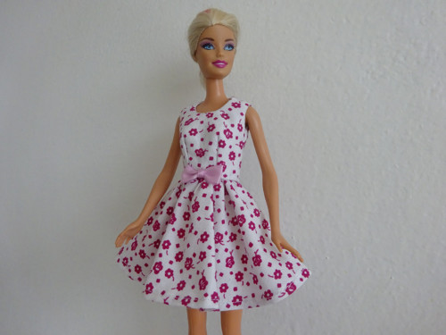 Šaty pro Barbie — foto 3