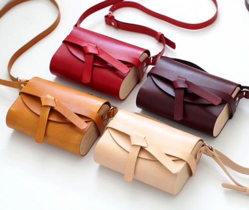 Kabelka Mini Knot Gold Brown — foto 5