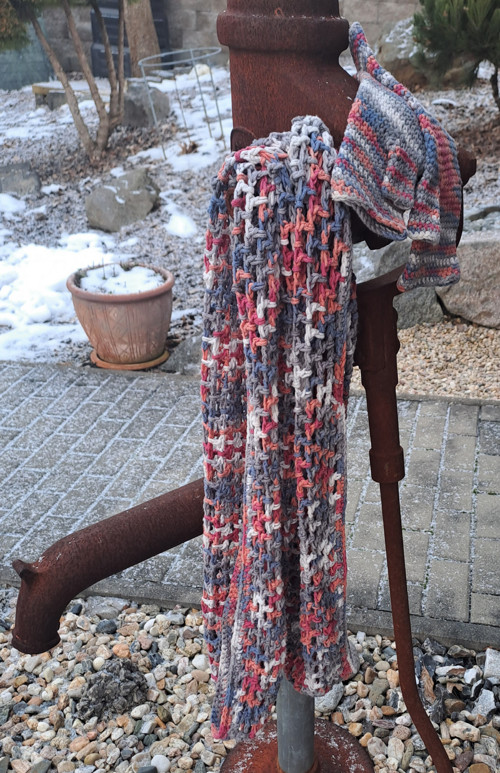 Nákrčník a bezpesťáky — foto 3
