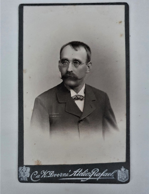 Radní - kabinetka — foto 2