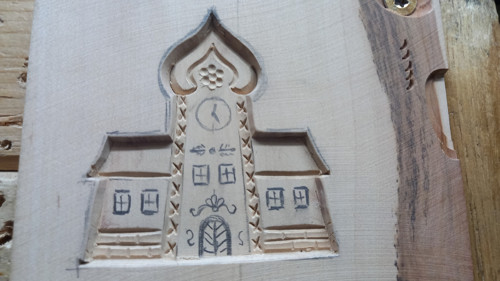 Dřevěná forma radnice — foto 3