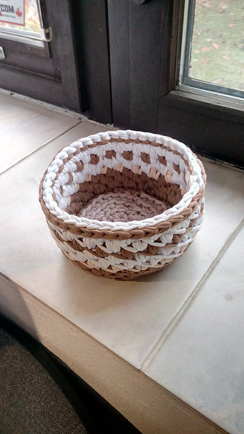 Košíček háčkovaný — foto 3