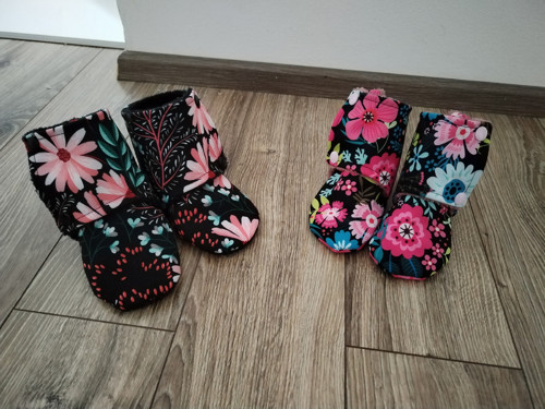 Capáčky ze softshellu s beránkem a protiskluzem — foto 2