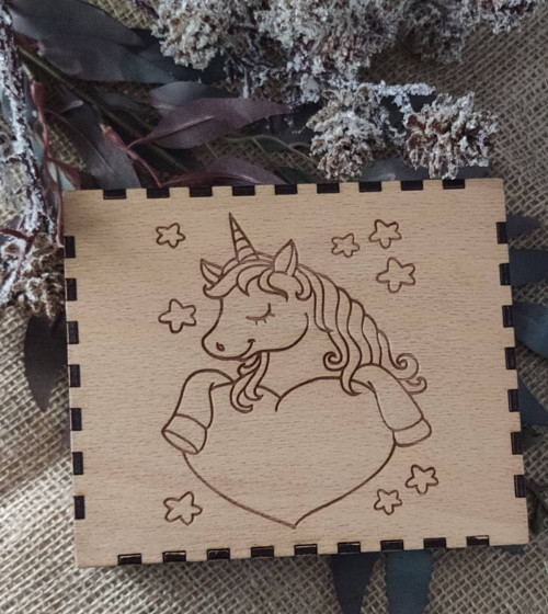 Gravírovaná krabička Unicorn — foto 2