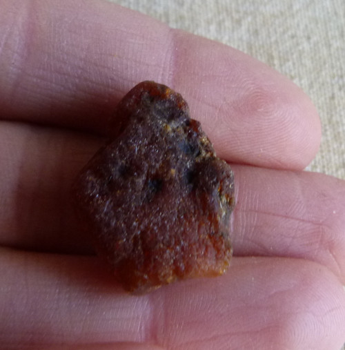 Jantar surový baltský - 2,4 cm — foto 5