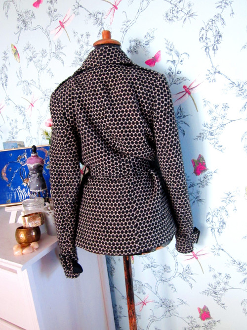 Chic anglický kabátek Ted Baker — foto 5
