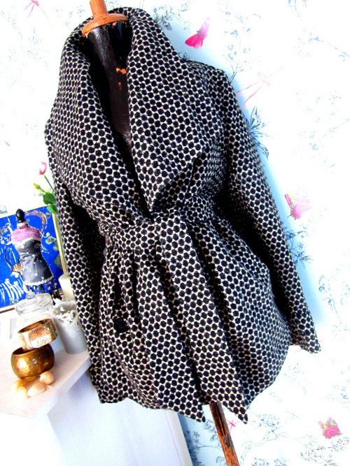 Chic anglický kabátek Ted Baker — foto 2