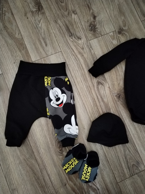 Simple Black — foto 2