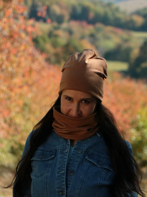 Karamel úpletová čiapka — foto 3