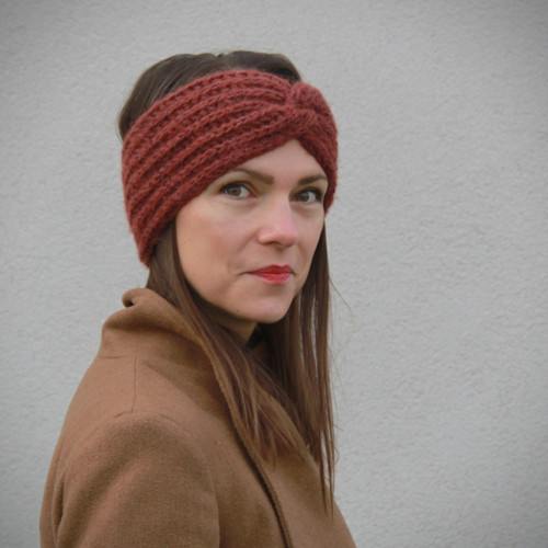 Čelenka Allinges kaštanová — foto 2
