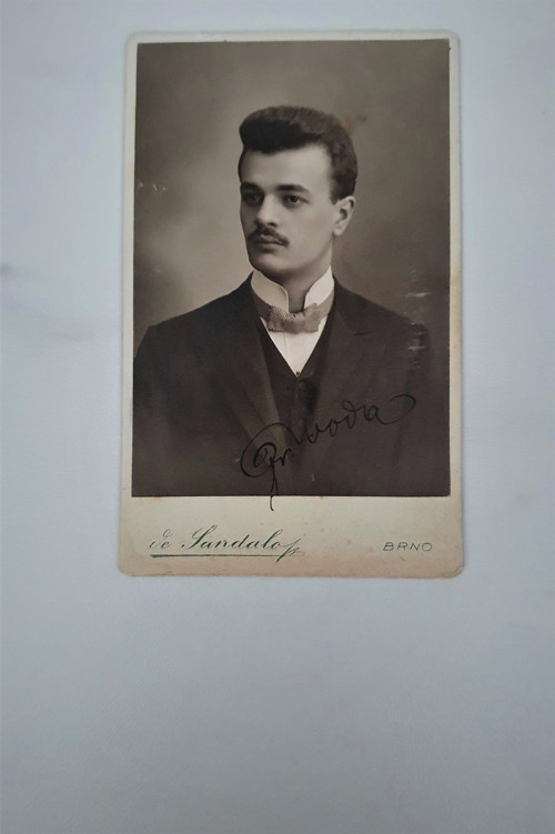 František 1 - kabinetka — foto 2