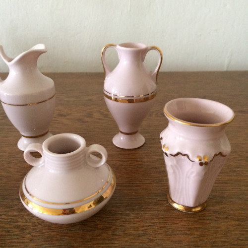 Sada růžového porcelánu — foto 4