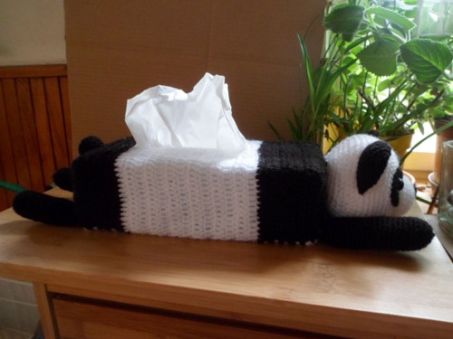 Panda-háčkovaný obal na kapesníčky.Popis. — foto 2