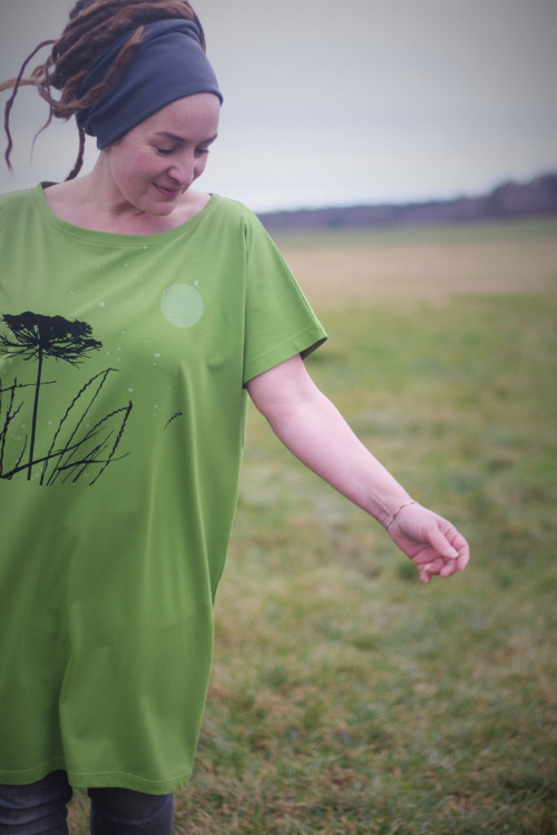 Svítící oversized šaty .......... L - XXL — foto 3
