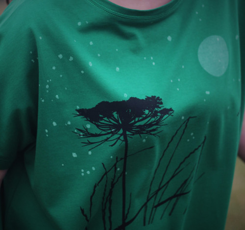 Svítící oversized šaty .......... L - XXL — foto 5