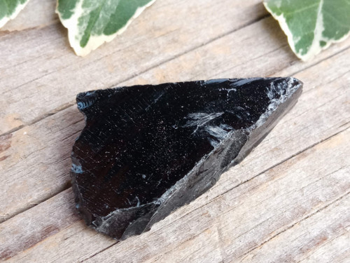 Obsidián černý, surový č. 20 — foto 5