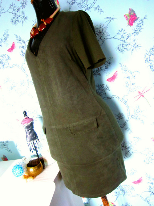 Šaty pencil retro khaki — foto 3