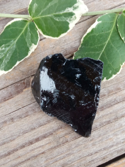 Obsidián černý, surový č. 22 — foto 5