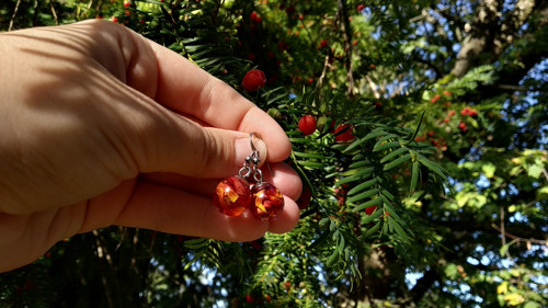 Hravé náušnice se slamněnkou — foto 2