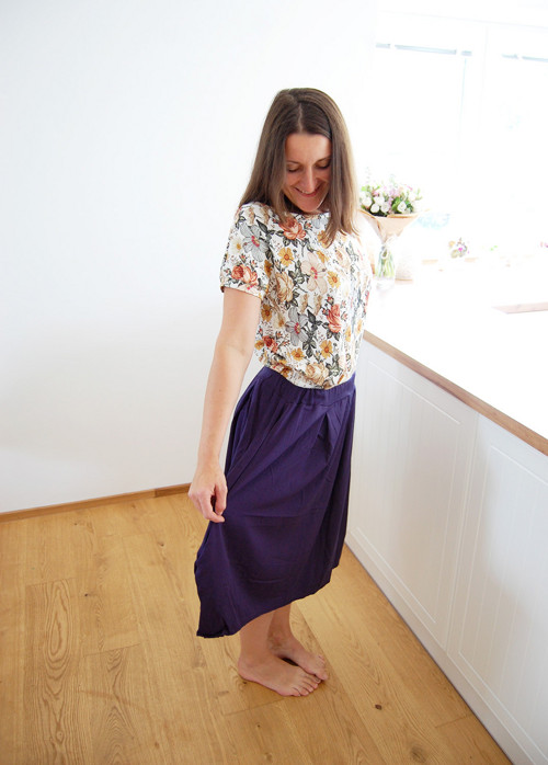 Dámské kratší tričko květy — foto 3