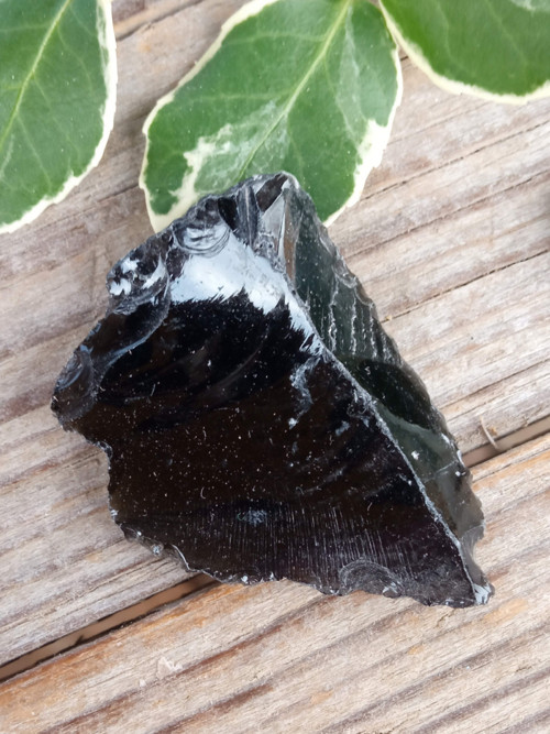 Obsidián černý, surový č. 23 — foto 5