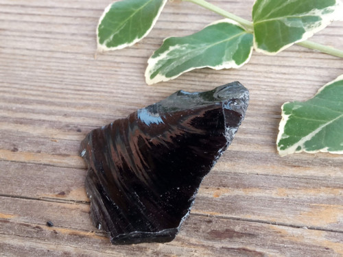 Obsidián černý, surový č. 24 — foto 2