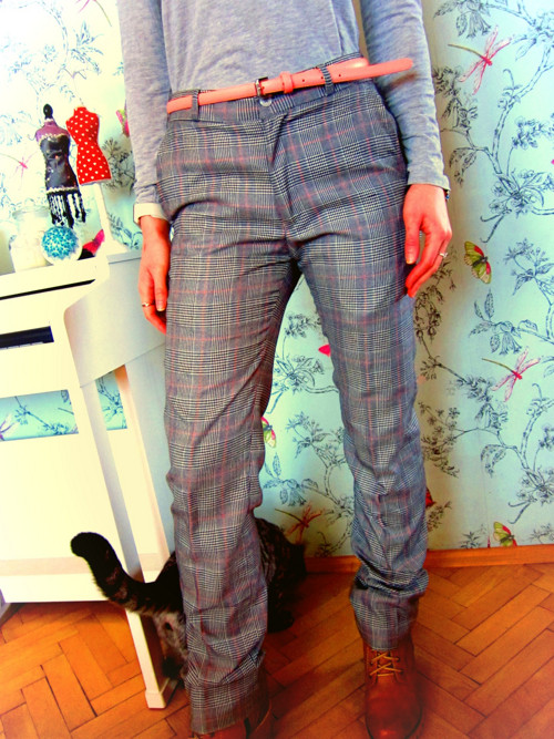 Kalhoty káro dandy look — foto 3