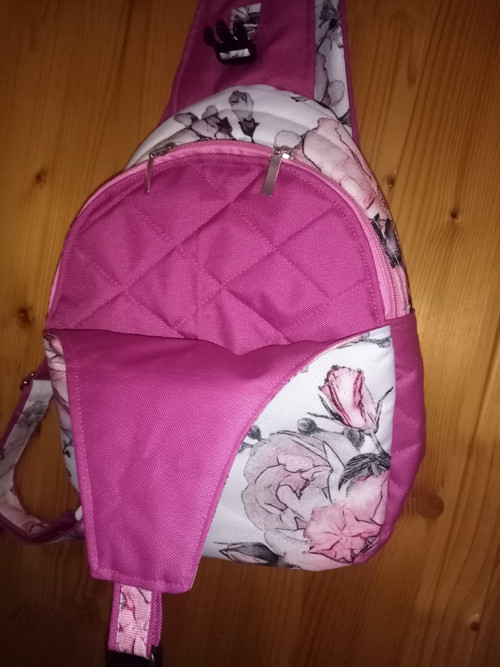 Batoh s růžemi — foto 2