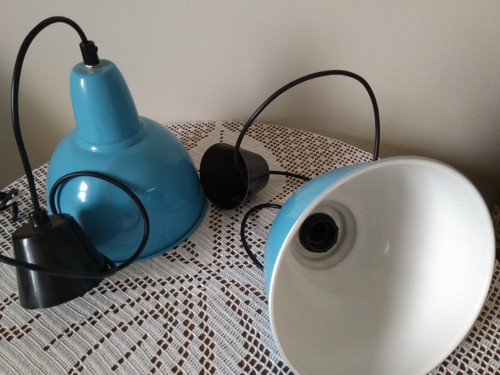 Modré závěsné lampy — foto 2