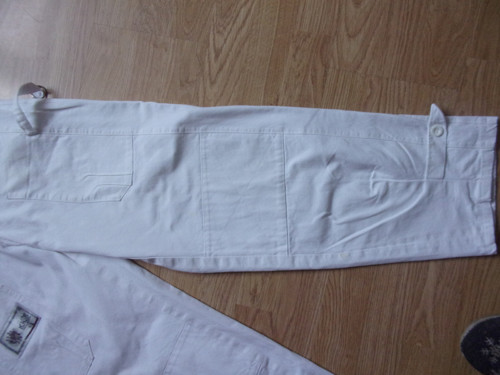 Bílé plátěné kalhoty — foto 3