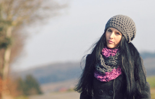 Čepka tmavě šedá — foto 2